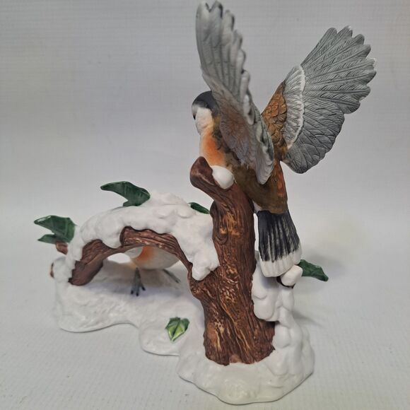Stratford Masterworks Collection Chickadee Birds Mistle Toe Branch Snow Figurine - Picture 5 of 11